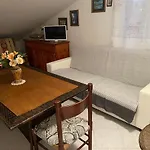 לינה וארוחת בוקר La Mansarda 3*