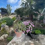 לינה וארוחת בוקר La Mansarda