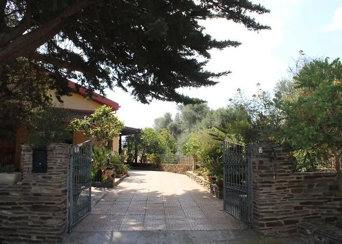 Bed & Breakfast La Mansarda 3*
